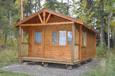Bavarian Cottages Fox's Den cabin at Green Lake BC